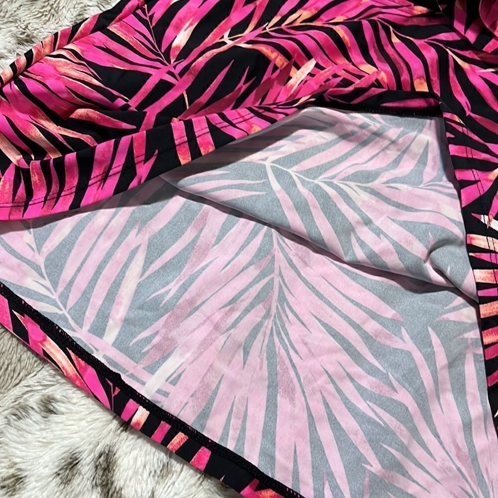 Island Escape Tankini - Picture 8 of 10